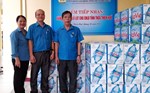 sgp togel hari ini Sekarang saya tidak berharap bahwa 600 yuan akan ditukar dengan botol penghargaan kiln resmi biru dan putih Guangxu lebih dari 20.000 yuan.